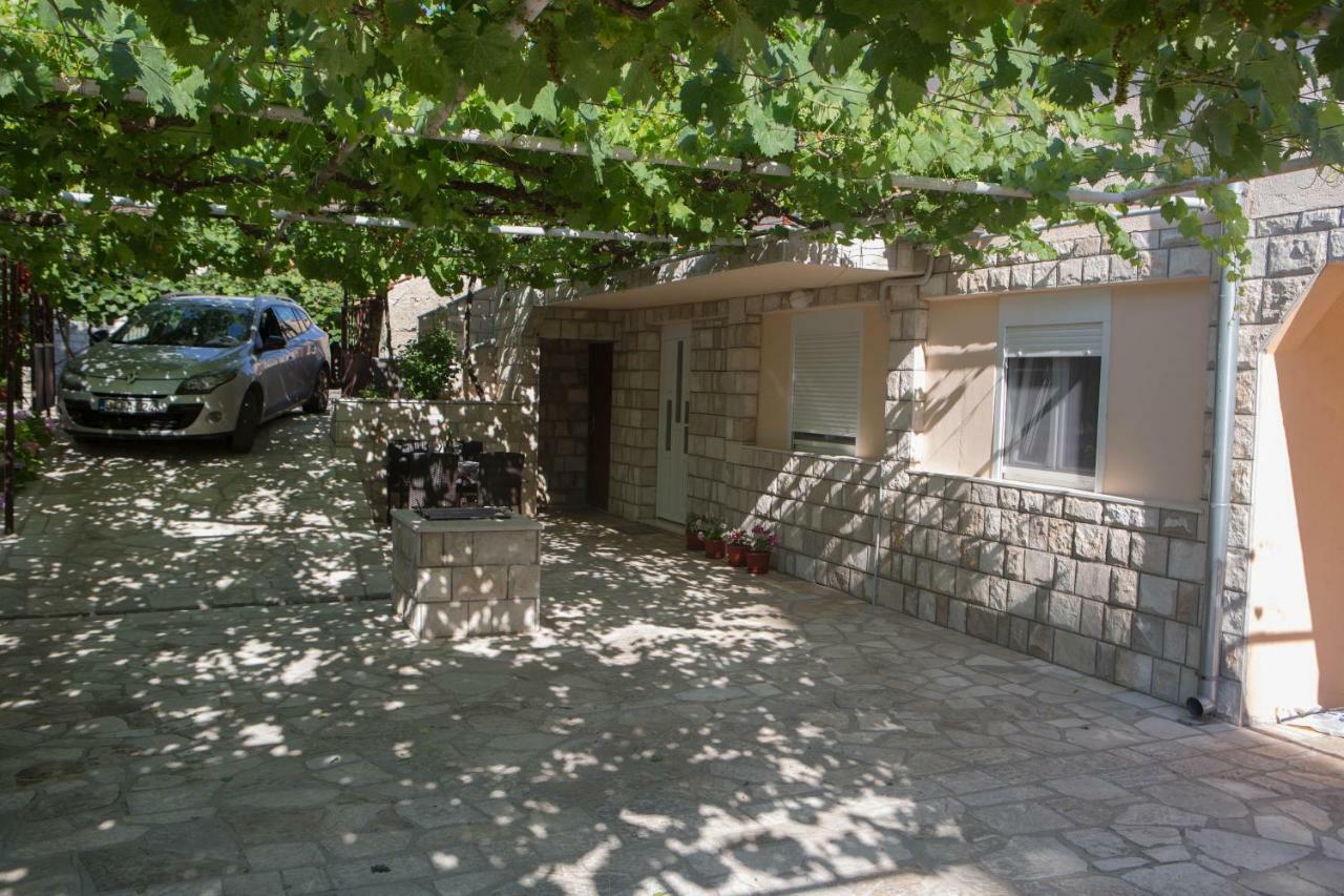 Apartman Milos Trebinje Bagian luar foto
