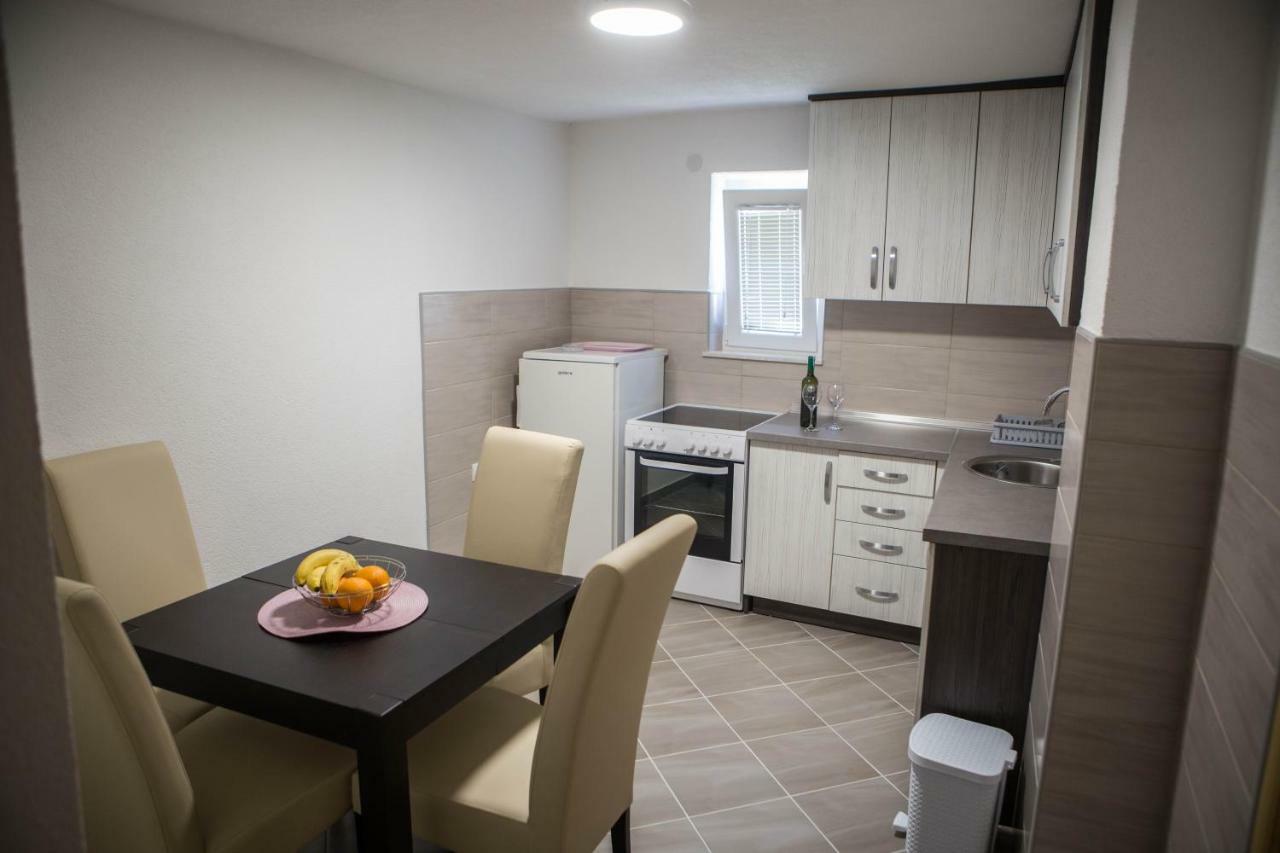 Apartman Milos Trebinje Bagian luar foto