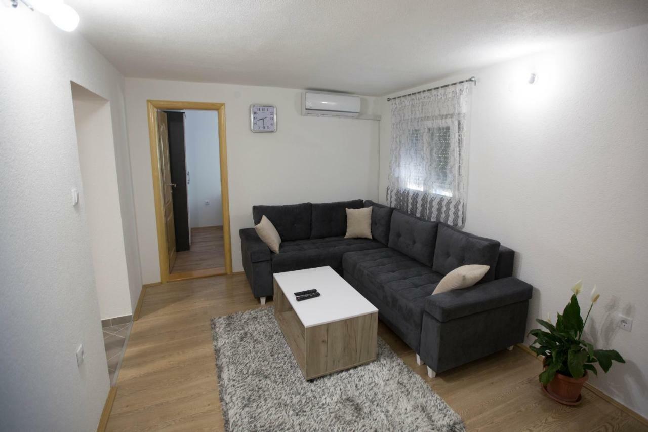 Apartman Milos Trebinje Bagian luar foto